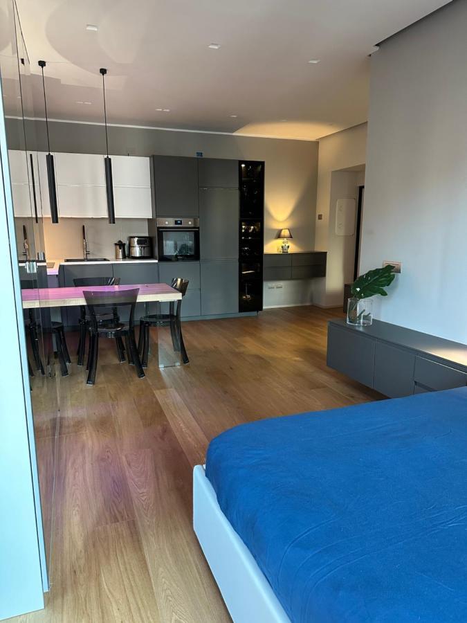Lr Deluxe Apartments - Fondazione Prada - Metro M3 Милан Экстерьер фото