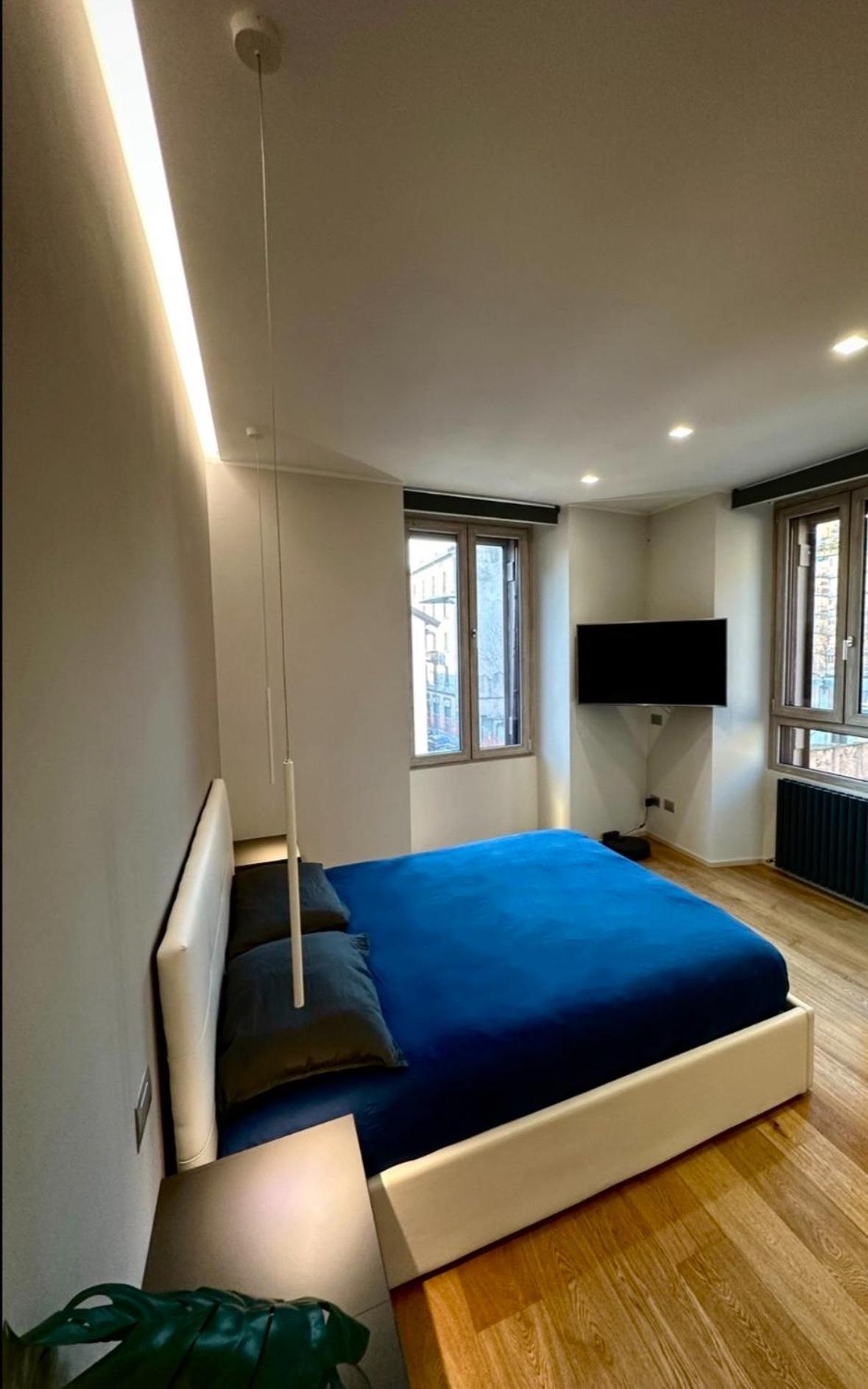 Lr Deluxe Apartments - Fondazione Prada - Metro M3 Милан Экстерьер фото