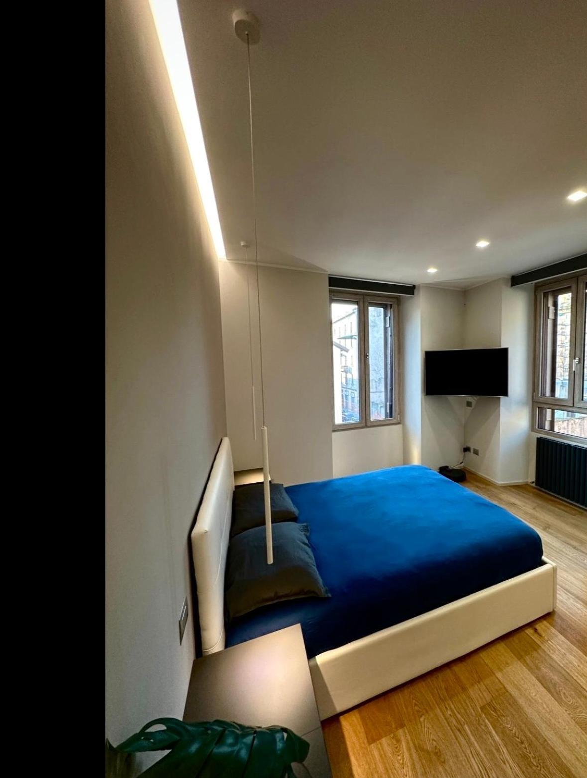 Lr Deluxe Apartments - Fondazione Prada - Metro M3 Милан Экстерьер фото