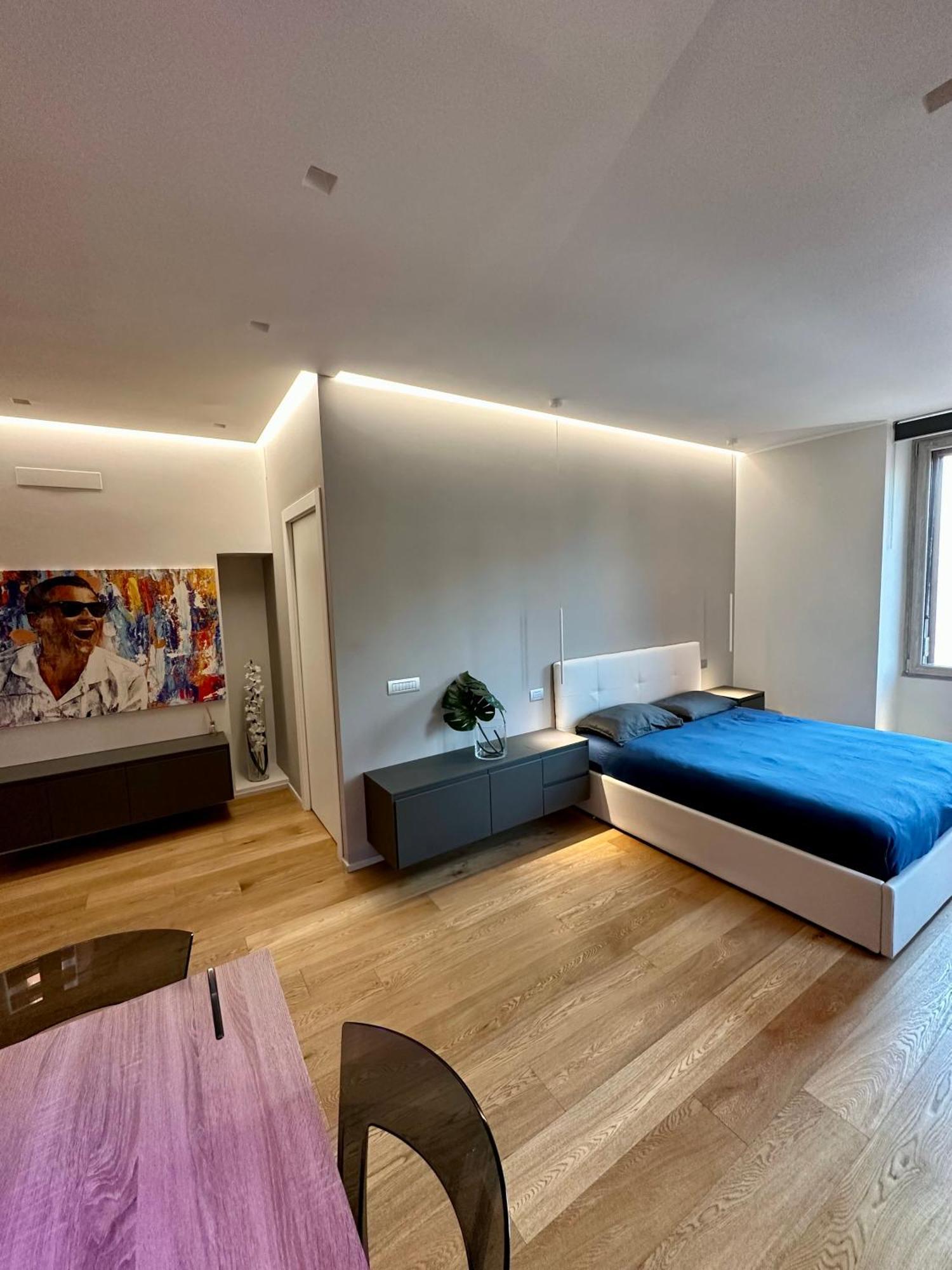 Lr Deluxe Apartments - Fondazione Prada - Metro M3 Милан Экстерьер фото